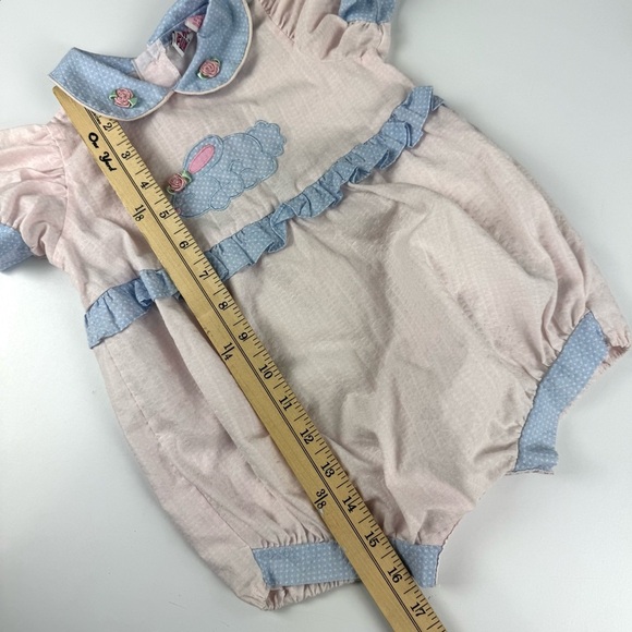 Vintage 90s Kids N’ Fun Sz 12M Easter Bunny Romper Blue Pink w/ Ruffles Collared - Picture 8 of 9